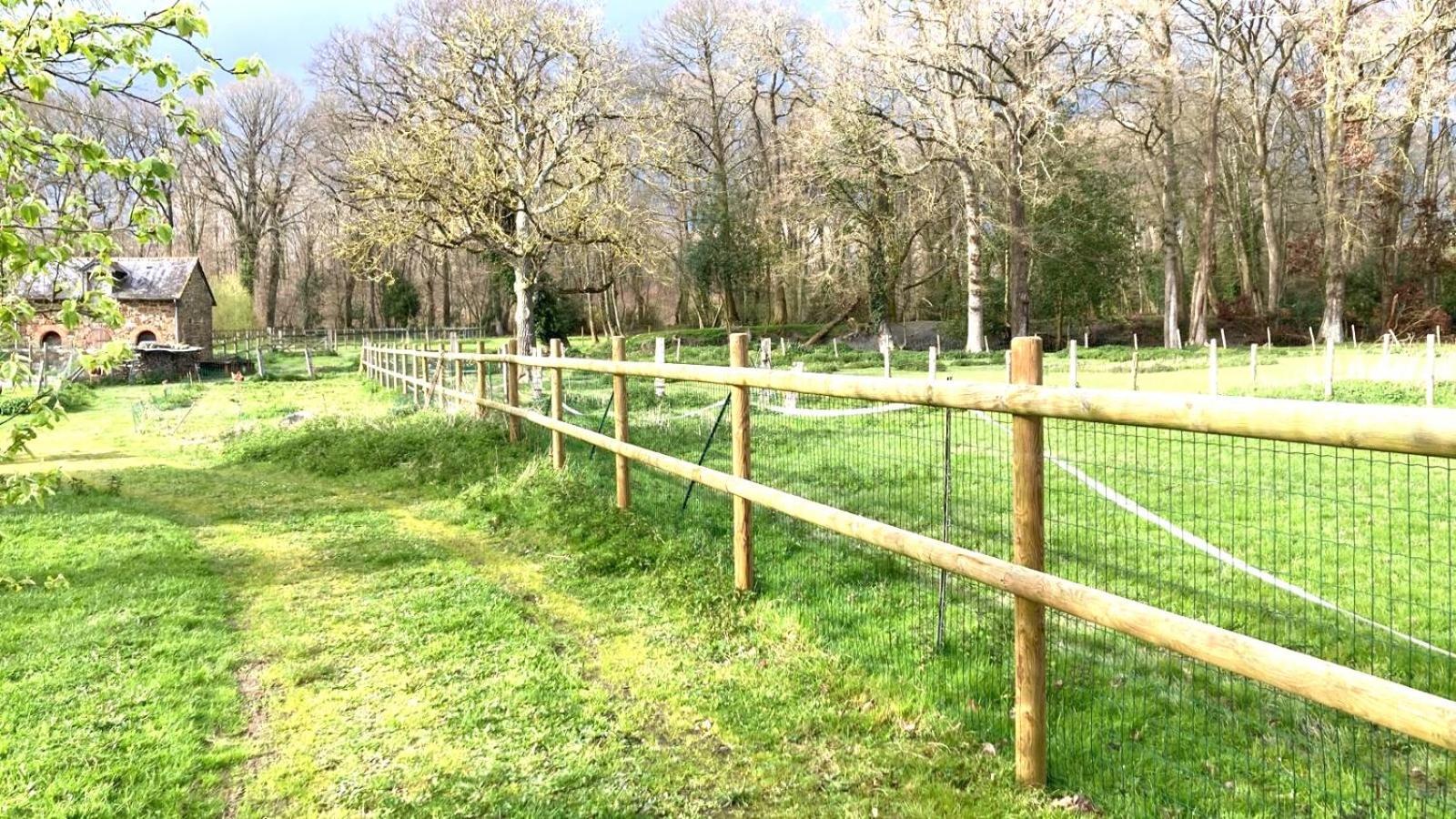 La Demeure Romantique Bazouges-sous-Hede Bagian luar foto